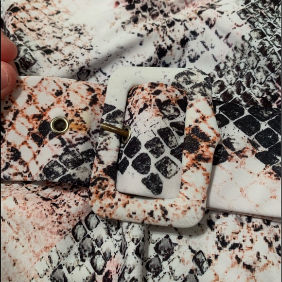 Snake print bathing suit - Picture 3 of 4